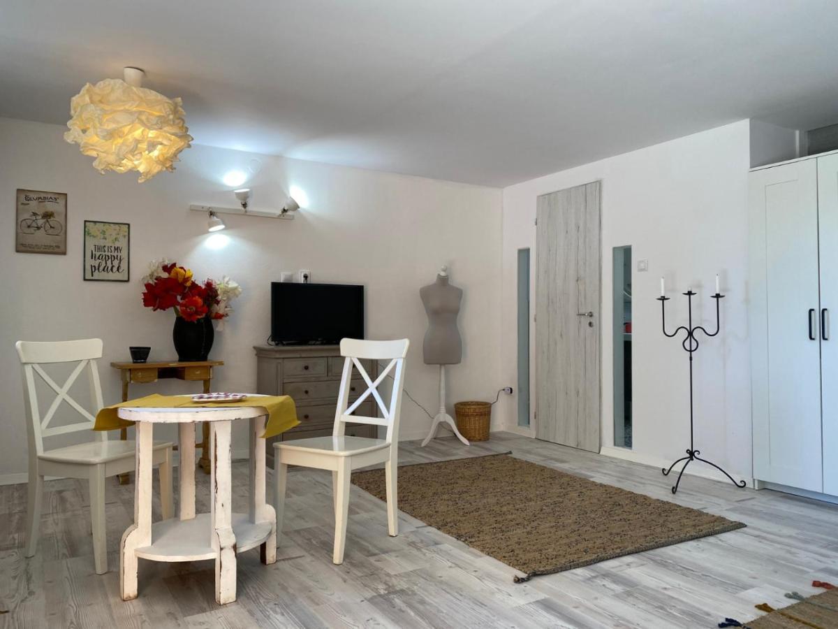 Countryside Apartment Fule Bagian luar foto