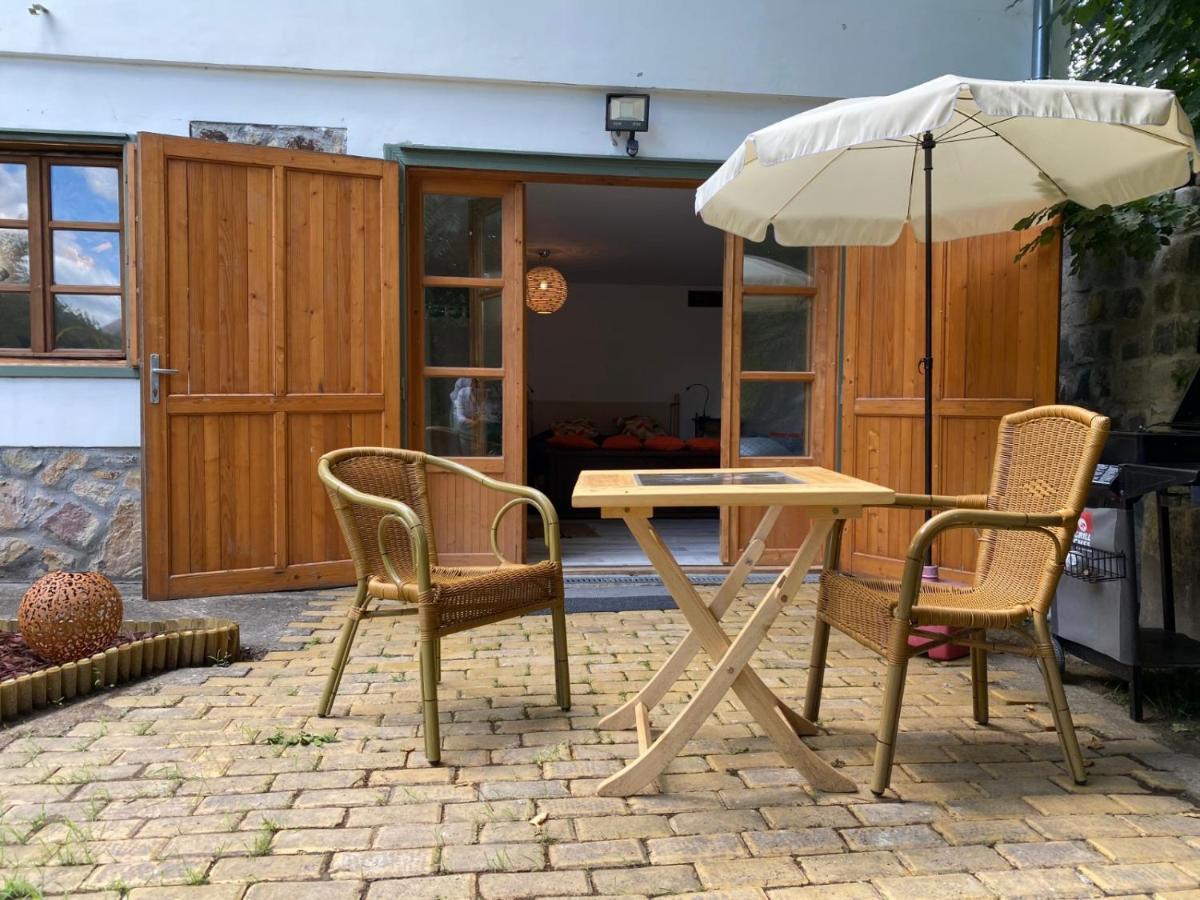 Countryside Apartment Fule Bagian luar foto